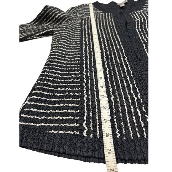 CHICO'S Black White TRAVELERS COLLECTION Cardigan Jacket Lightweight Sz 1 MEDIUM - Picture 8 of 9